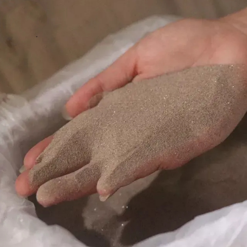 ทรายเพทายทนไฟ 2340°C จุดหลอมเหลวสำหรับเตาเผาที่มีอุณหภูมิสูง